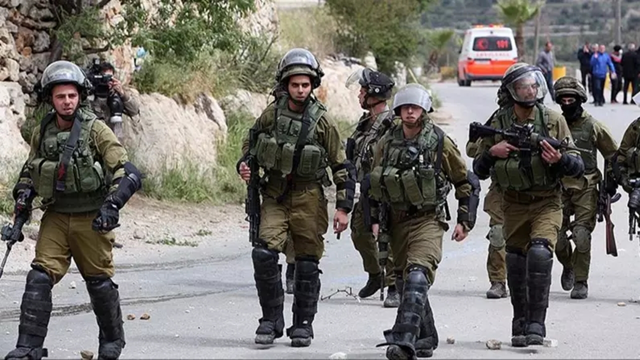 Batı Şeria'da İsrail Güçlerinin Baskınında 3 Filistinli Öldü, 8 Kişi Yaralandı