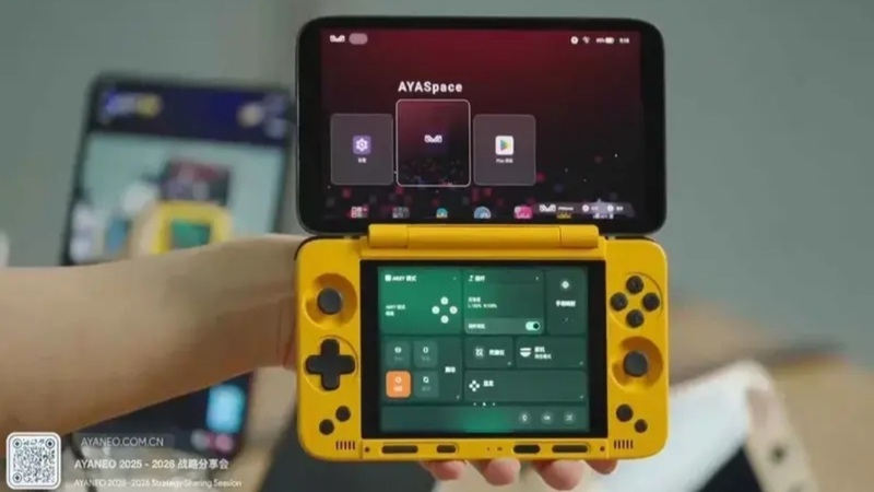 Android Tabanlı İlk Çift Ekranlı El Konsolu AYANEO Pocket DS Tanıtıldı