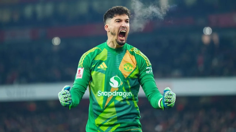 Altay Bayındır İçin Ayrılık Sinyali: Manchester United’da Yeni Kaleci Planı