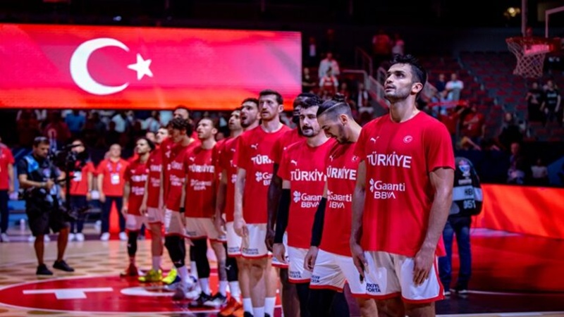 12 Dev Adam EuroBasket 2025’te Yarı Finale Yükseldi