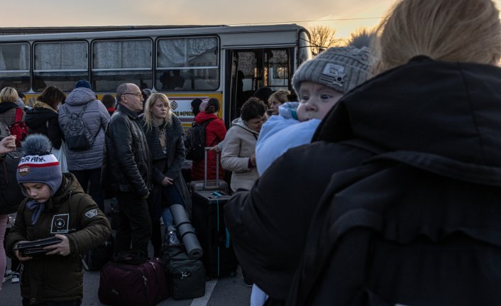 Mariupol'de bir günde 2 binden fazla sivil tahliye edildi