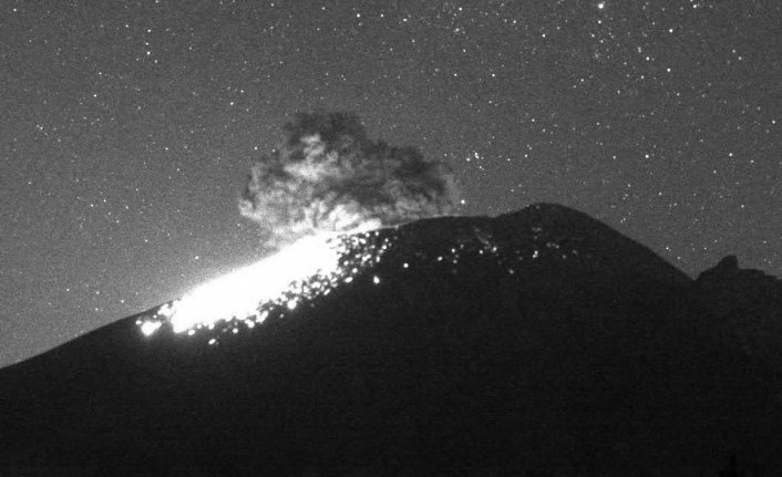 Popocatepetl Yanardağı'nda patlama