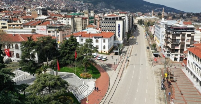 Bursa'da trafiğe 1 saatlik tören düzenlemesi!