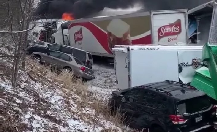 ABD'de zincirleme kaza! Ortalık savaş alanına döndü