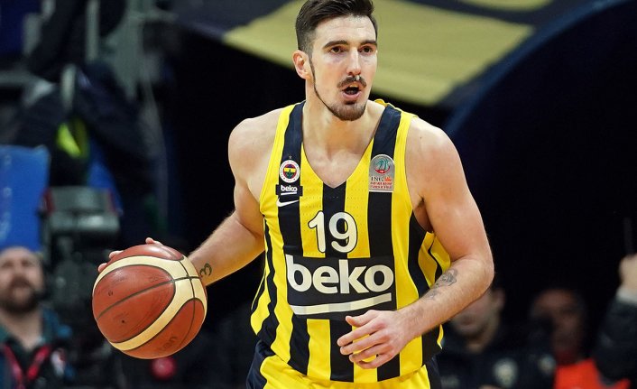 Fenerbahçe'de Nando De Colo şoku!