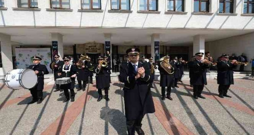 Tiyatro Günü'nde Bursa'da coşkulu kutlama