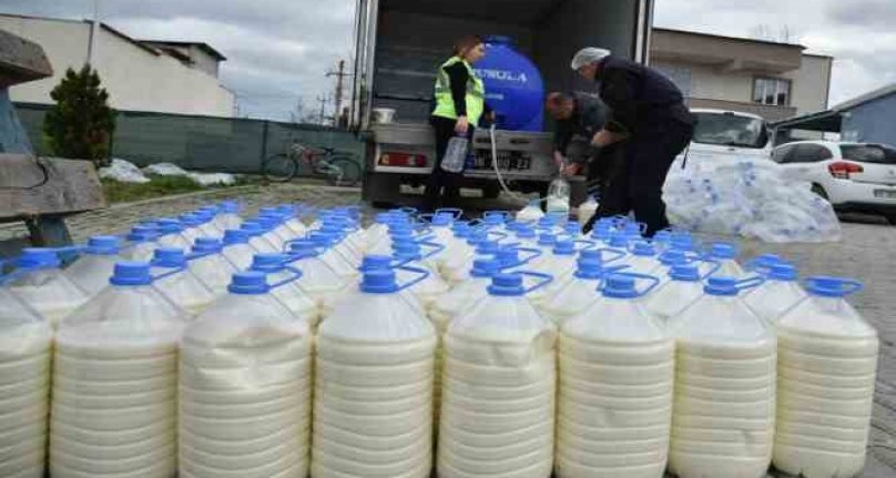 Bursa'dan süt üreticilerinden depremzedelere süt desteği