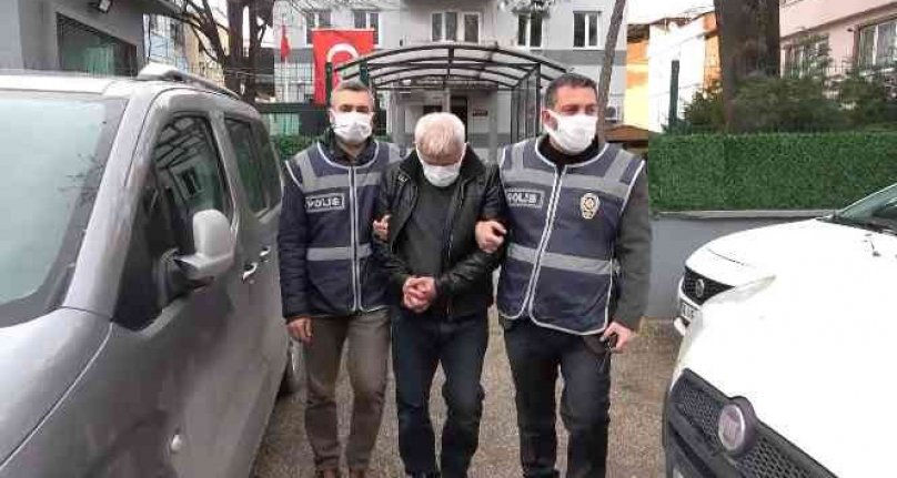 Bursa polisi makatında uyuşturucu saklayan kuryeyi yakaladı