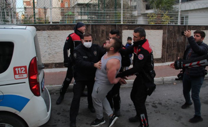 Silahlı şahıs polisi alarma geçirdi!