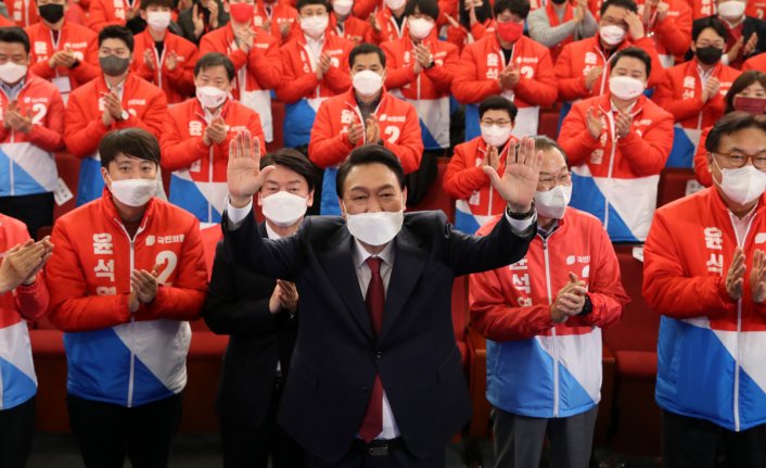 Güney Kore'nin yeni Cumhurbaşkanı muhalefetin adayı Yoon Suk-yeol oldu