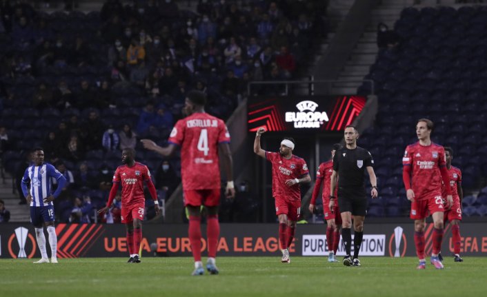 Lyon, Porto'yu tek golle geçti