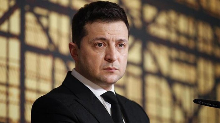 Zelenskiy'den kritik adım! Resmi başvuruyu imzalandı