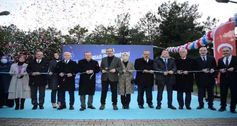 Gençlik ve Spor Bakanı Kasapoğlu Bursa Uludağ Üniversitesi’nde