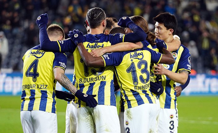 Fenerbahçe, UEFA Avrupa Konferans Ligi'nde tur için sahaya çıkıyor