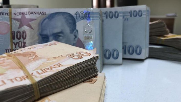 100 TL ve 50 TL'lik banknotlarda imza değişikliği!