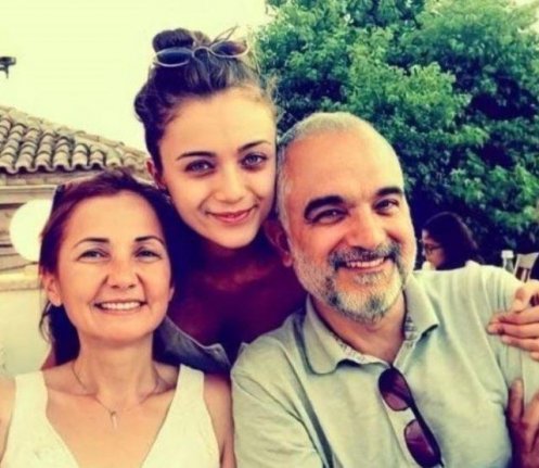 Damla Sönmez'in annesini gören inanamadı! "Annesi değil ablası sandım"