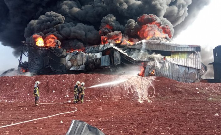 Esad güçlerinden İdlib'e bombalı saldırı: 2 ölü, 4 yaralı