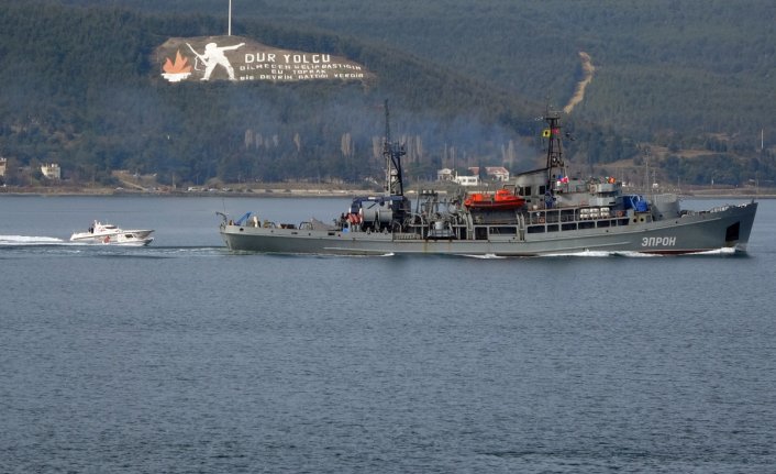 Rus askeri kurtarma gemisi ‘Epron' Çanakkale Boğazı'ndan geçti