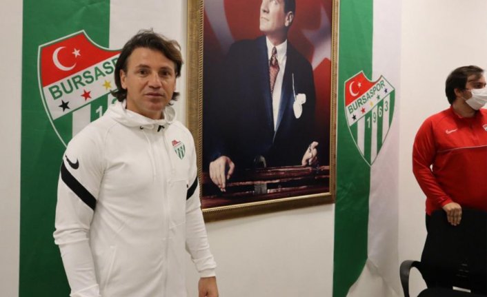 Tamer Tuna: 'Bursaspor'u yüz üstü bırakıp gidemem'