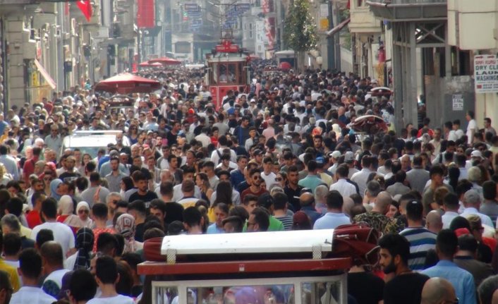 Türkiye'nin nüfusu 84 milyon 680 bin oldu