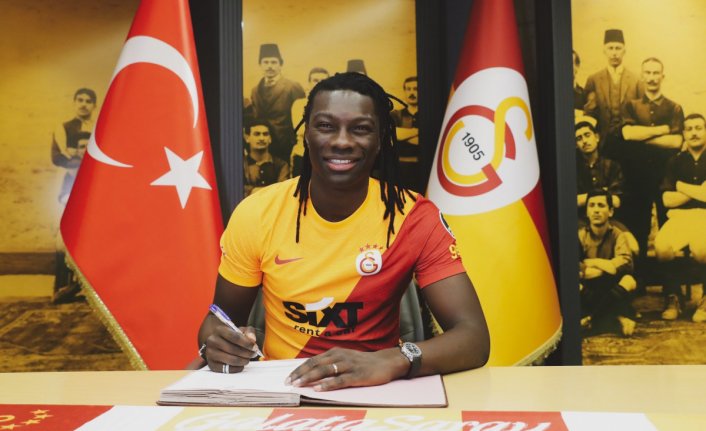 Bafetimbi Gomis resmen Galatasaray'da