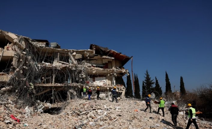 Afetzedelere gönderilen yardımı çalan emniyet müdürü serbest bırakıldı