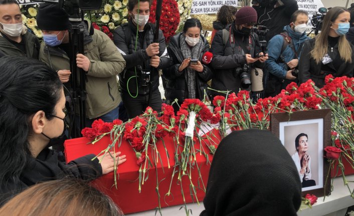 Usta isim Fatma Girik son yolculuğuna uğurlandı