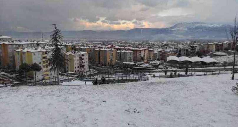 Bursa'nın Kestel ilçesi de karla kaplandı