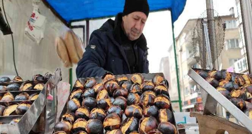 Bursalı seyyar satıcı yabancı dil öğrendi, işleri açıldı