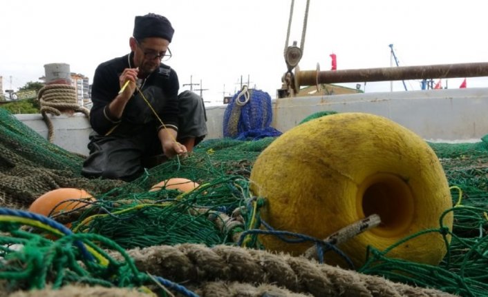 Fırtına geçti, balıkçılar Akdeniz'e açıldı