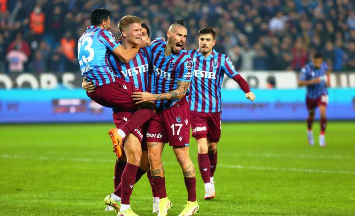 Andreas Cornelius Trabzonspor'da kendini buldu