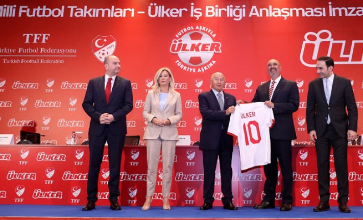 A Milli Futbol Takımlarına sponsor desteği