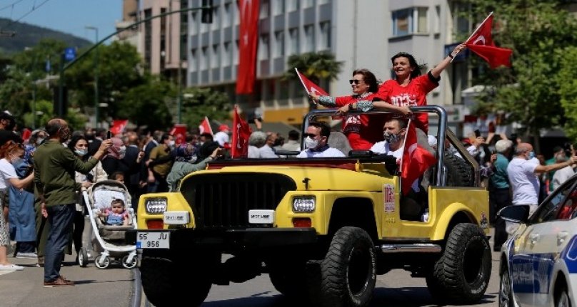 Bursa'da 19 Mayıs'a coşkulu kutlama!