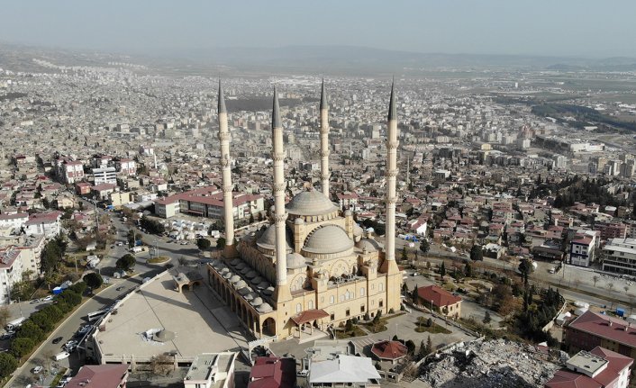 Kahramanmaraş'ın simgesi Abdülhamit Han Camisi dimdik ayakta