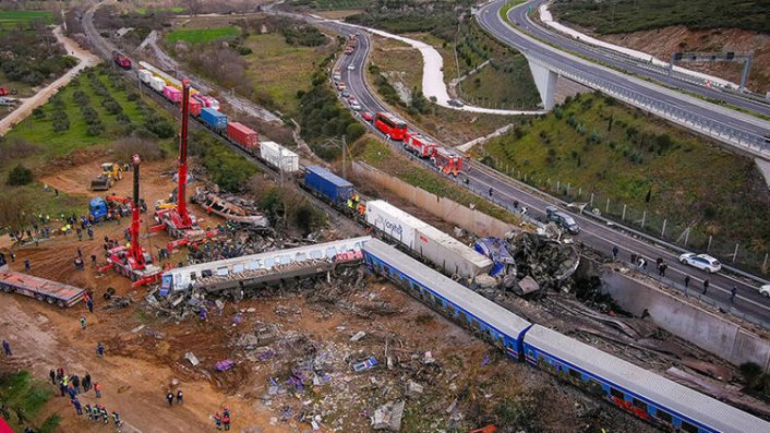 Yunanistan’da tren kazasında can kaybı 46’ya yükseldi