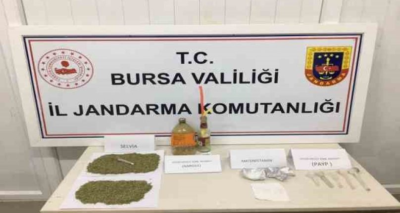 Bursa'da uyuşturucu tacirlerine yönelik operasyon: 2 tutuklama