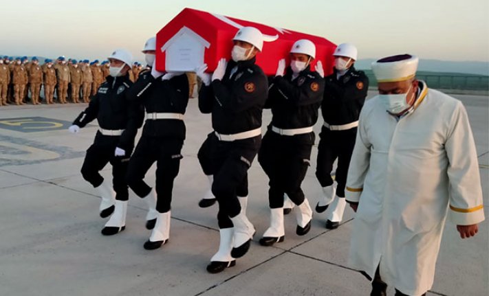 Ağrı’da şehit  olan özel harekat polisi törenle memleketine uğurlandı