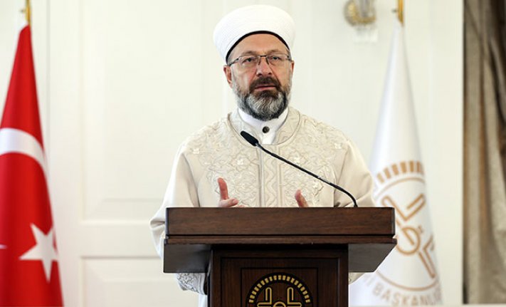 Diyanet İşleri Başkanı Erbaş'tan 'zekat' açıklaması