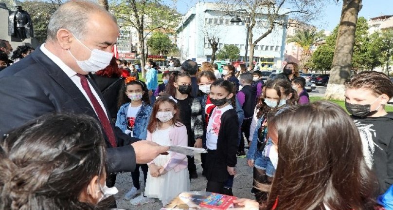 Bursa Mudanya'da 23 Nisan coşkusu