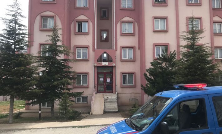 Mantı gününe katılan kadının testi pozitif çıktı! Apartmanda 35 kişi karantinaya alındı