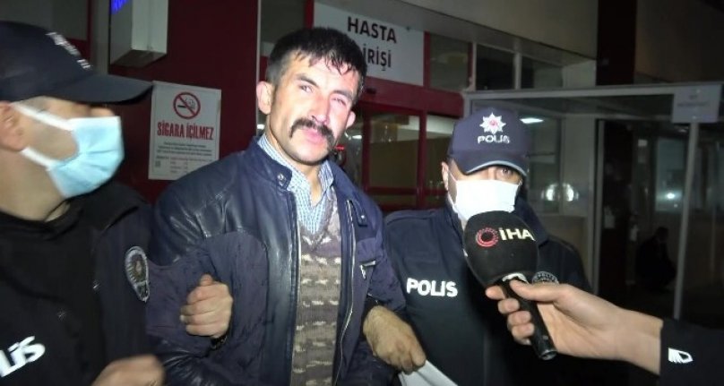 Bursa Ulucami'ye balyozla saldırı! "Korkulukları, haç işaretine benziyor"