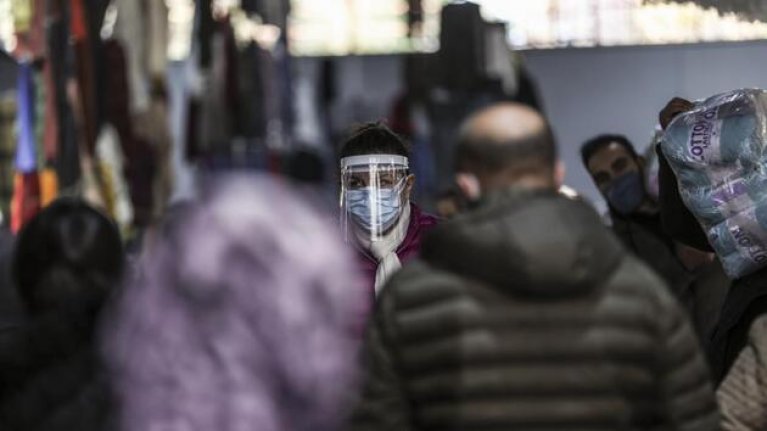 Bilim Kurulu üyesi vakalar düşmezse alınacak yeni tedbirleri açıkladı