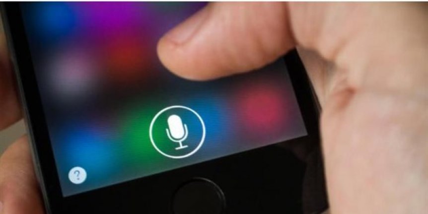 Yeni iPhone ile ilgili ilk ipucu: Ses asistanı Siri ağzından kaçırdı