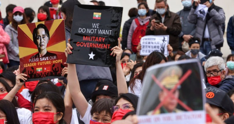 Myanmar'da darbe karşıtı protestolarda 1 günde 80'den fazla can kaybı!