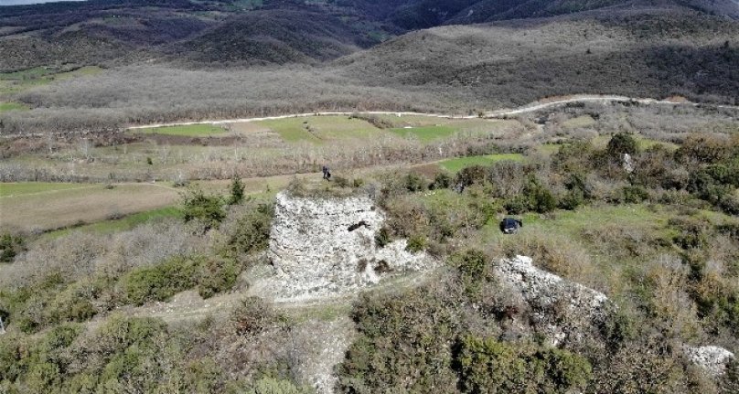 Bursa’da 2 bin yıldır orijinal haliyle ayakta kalan kale ziyaretçilerini bekliyor