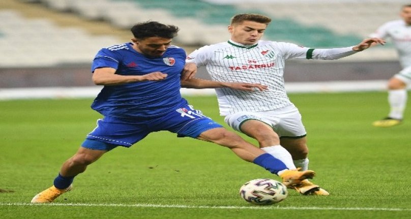 Bursaspor geçen sezonun gerisinde