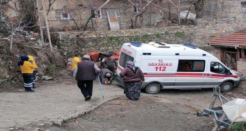 Bursa'da Korona hastasını almaya giden ambulans kaza yaptı