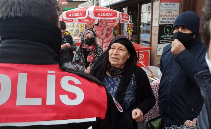 Bursa'da dilenci kadının tuvalet oyununu zabıta yutmadı!