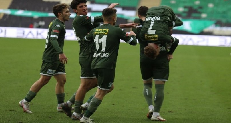 Bursaspor'un attığı 5 şutun 1'i gol oluyor