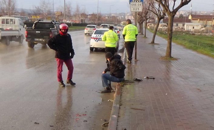 Bursa'da vicdansız sürücü olay yerinden kaçtı!